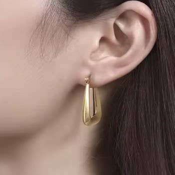 18K STAINLESS STEEL WATERPROOF TARNISH FREE HOOPS - GOLD